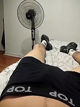 Snapshot of borisro chatting on November 26, 2025, 3:18 am borisro online show from November 26, 2025, 3:18 am