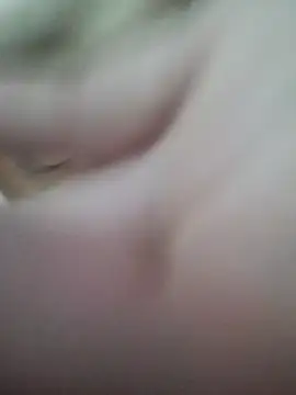 Snapshot of borisro chatting on December 1, 2025, 10:37 pm borisro online show from December 1, 2025, 10:37 pm