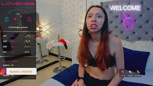 Snapshot of Goddess__Lilith chatting on December 8, 2024, 6:43 am Goddess Lilith online show from December 8, 2024, 6:43 am