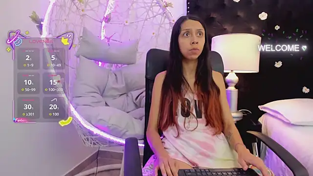 Snapshot of Goddess__Lilith chatting on November 12, 2025, 1:22 pm Goddess Lilith online show from November 12, 2025, 1:22 pm