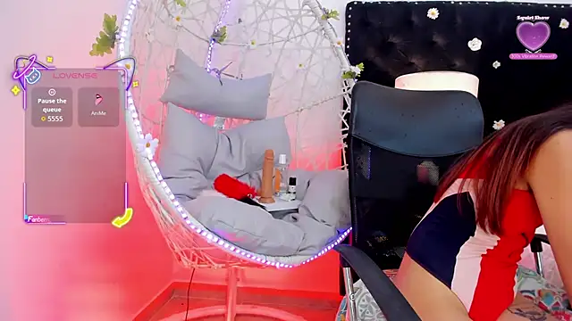 Snapshot of Goddess__Lilith chatting on November 14, 2025, 5:06 am Goddess Lilith online show from November 14, 2025, 5:06 am