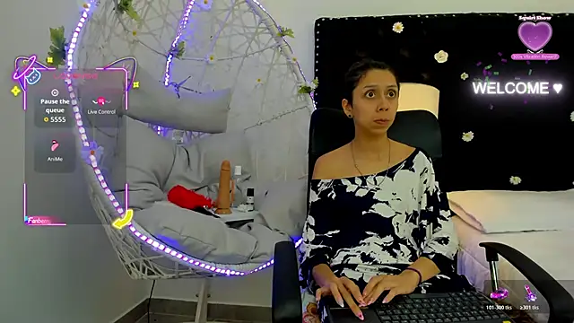 Snapshot of Goddess__Lilith chatting on November 14, 2025, 8:51 pm Goddess Lilith online show from November 14, 2025, 8:51 pm