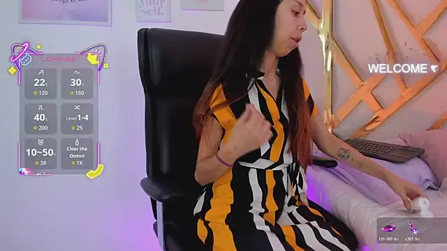 Snapshot of Goddess__Lilith chatting on December 2, 2025, 3:23 am Goddess Lilith online show from December 2, 2025, 3:23 am