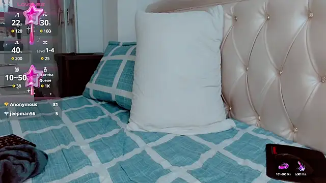 lunalovedoll  online show from January 25, 2025, 4:02 am