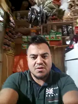 Snapshot of TheBriiaand30 chatting on October 7, 2025, 2:58 pm TheBriiaand30 online show from October 7, 2025, 2:58 pm