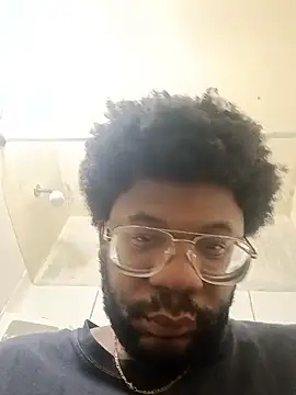 dvaughn3117 online show from February 15, 2026, 9:11 pm