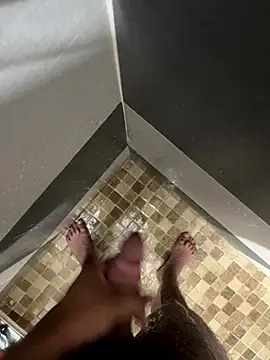 mylovetr1 online show from September 28, 2025, 11:54 pm