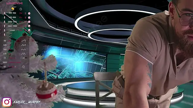 Snapshot of Karlos_Ripped_ chatting on December 21, 2024, 11:11 am Karlos Ripped online show from December 21, 2024, 11:11 am