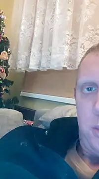 Snapshot of Osmon chatting on December 28, 2024, 3:37 pm Osmon online show from December 28, 2024, 3:37 pm