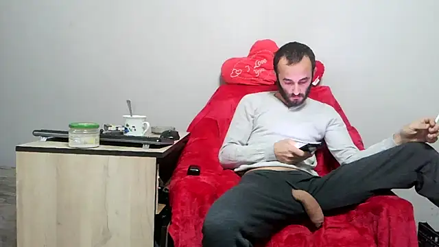 Snapshot of kisandgioni chatting on February 25, 2025, 7:36 pm kisandgioni online show from February 25, 2025, 7:36 pm