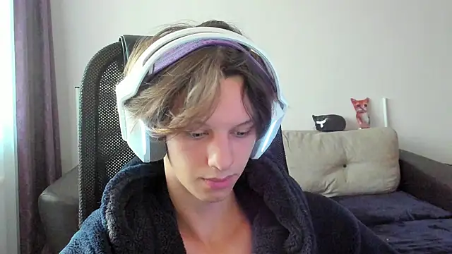 Ostin meow online show from October 25, 2025, 10:45 am