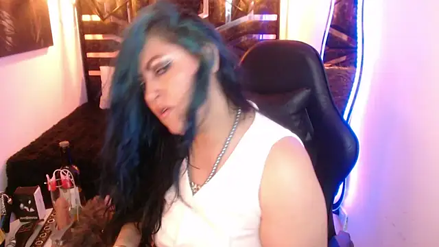 scarleth blue online show from April 8, 2026, 3:06 am