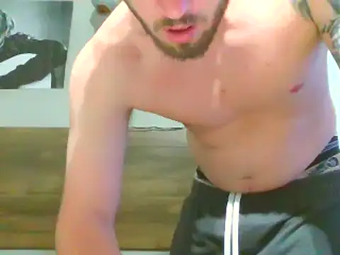 Snapshot of rickyslick123 chatting on November 1, 2025, 9:33 am rickyslick123 online show from November 1, 2025, 9:33 am