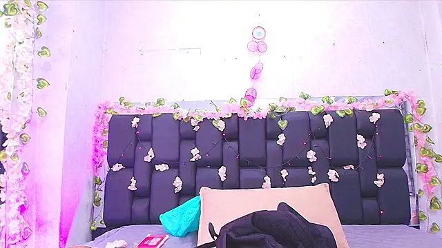 canela oss online show from September 17, 2025, 11:56 am