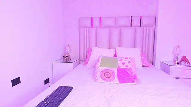 canela oss online show from November 1, 2025, 12:07 pm