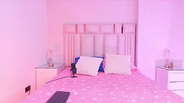 canela oss online show from November 13, 2025, 12:15 pm