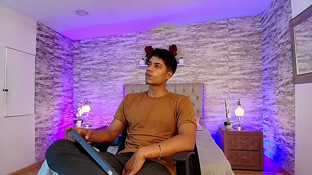 wagz online show from March 31, 2026, 8:31 pm