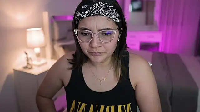 Camilaa bueno online show from January 25, 2025, 4:02 am