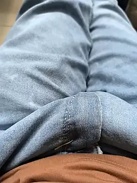 Snapshot of faaseel chatting on February 12, 2025, 1:37 pm faaseel online show from February 12, 2025, 1:37 pm