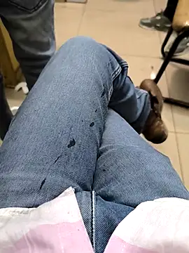 Snapshot of faaseel chatting on February 19, 2025, 7:28 am faaseel online show from February 19, 2025, 7:28 am