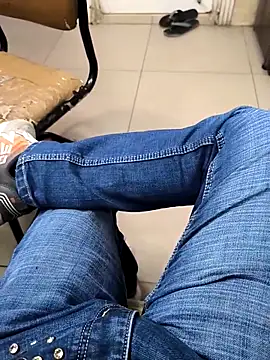 Snapshot of faaseel chatting on October 18, 2025, 5:54 am faaseel online show from October 18, 2025, 5:54 am