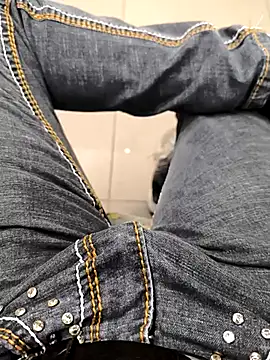 Snapshot of faaseel chatting on October 29, 2025, 6:15 am faaseel online show from October 29, 2025, 6:15 am