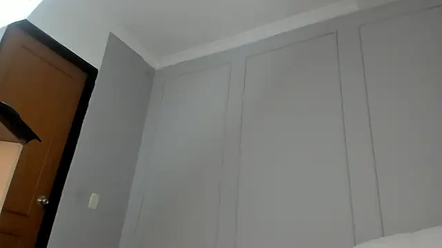 Snapshot of anna_lorenss chatting on March 10, 2025, 3:30 pm anna lorenss online show from March 10, 2025, 3:30 pm