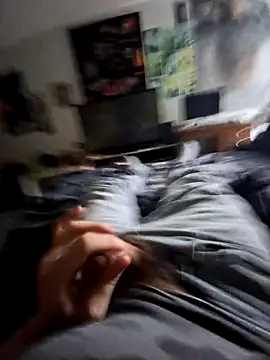 stev3w online show from October 21, 2025, 3:13 pm