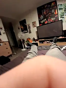 stev3w online show from November 12, 2025, 6:36 am