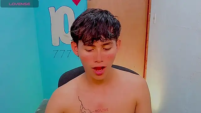 tanjiro cute online show from April 10, 2026, 4:17 am