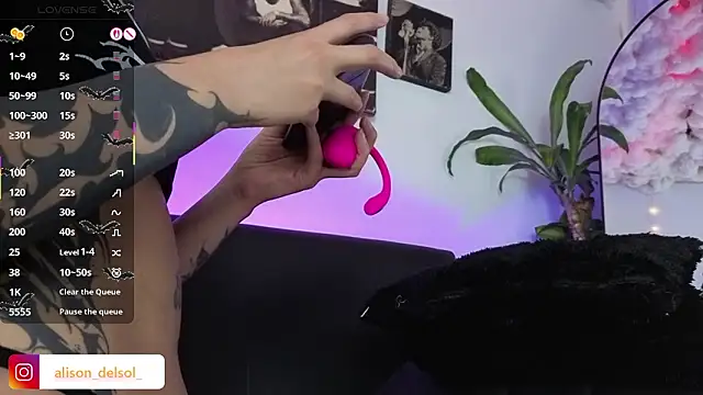 Alisson Wynter online show from January 18, 2026, 4:27 am