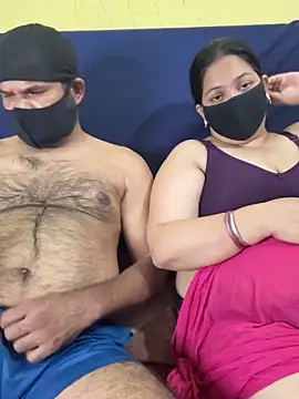 Snapshot of vinky05 chatting on September 13, 2025, 3:45 pm vinky05 online show from September 13, 2025, 3:45 pm