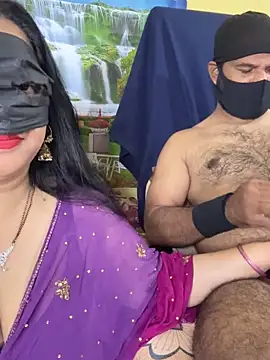 Snapshot of vinky05 chatting on September 18, 2025, 6:04 am vinky05 online show from September 18, 2025, 6:04 am