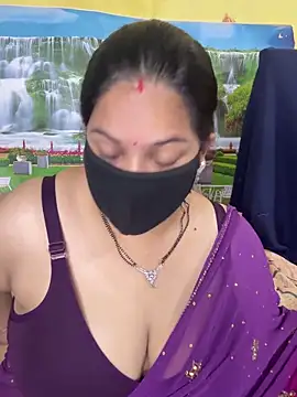 Snapshot of vinky05 chatting on September 23, 2025, 3:42 am vinky05 online show from September 23, 2025, 3:42 am