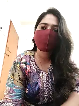 Magical Girl- online show from February 18, 2026, 5:47 am