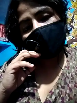 Love-Veronica online show from February 4, 2026, 6:14 pm