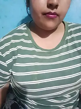 Snapshot of Love-Veronica chatting on June 29, 2026, 6:30 pm Love-Veronica online show from June 29, 2026, 6:30 pm