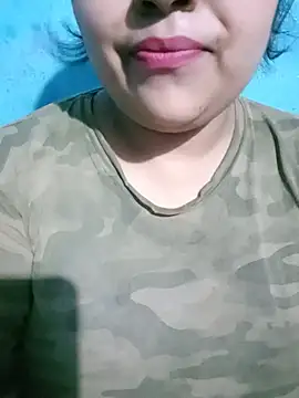 Snapshot of Love-Veronica chatting on July 18, 2026, 6:34 pm Love-Veronica online show from July 18, 2026, 6:34 pm