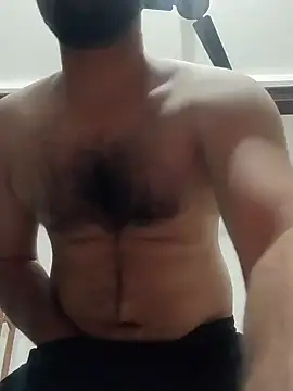 Snapshot of smartboy010101 chatting on December 7, 2024, 3:52 pm smartboy010101 online show from December 7, 2024, 3:52 pm