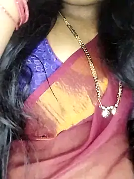 Sexy Radhikaa online show from March 1, 2026, 1:13 pm