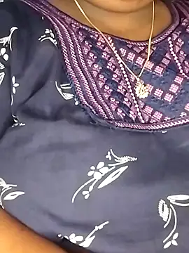Snapshot of Sexy_Radhikaa chatting on May 13, 2026, 8:44 am Sexy Radhikaa online show from May 13, 2026, 8:44 am