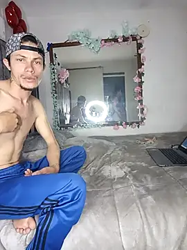 laura arias018 online show from October 28, 2025, 6:06 am