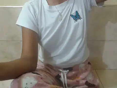 Nolimtslove online show from March 8, 2025, 8:46 pm