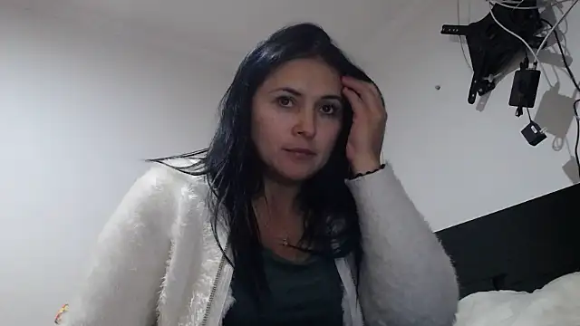 Snapshot of princehermosa44 chatting on November 30, 2025, 12:47 am princehermosa44 online show from November 30, 2025, 12:47 am