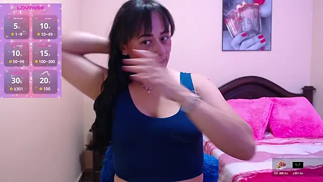 sara florez1 online show from November 12, 2025, 11:32 am