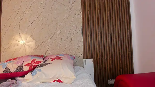 Snapshot of king_lovely_hornyy chatting on November 9, 2025, 10:13 am king lovely hornyy online show from November 9, 2025, 10:13 am