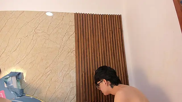 Snapshot of king_lovely_hornyy chatting on December 5, 2025, 6:37 pm king lovely hornyy online show from December 5, 2025, 6:37 pm