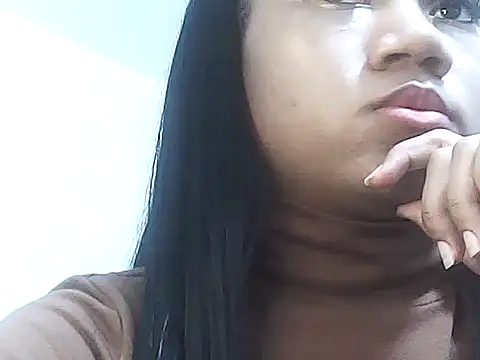 Snapshot of Fariana01 chatting on November 4, 2025, 11:59 pm Fariana01 online show from November 4, 2025, 11:59 pm