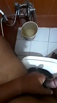 Snapshot of Sandy_1692 chatting on December 6, 2024, 2:57 am Sandy 1692 online show from December 6, 2024, 2:57 am