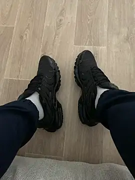 Snapshot of kiffeurgay chatting on January 23, 2025, 12:09 pm kiffeurgay online show from January 23, 2025, 12:09 pm